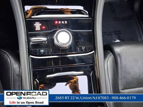 Used 2021 Jeep Grand Cherokee L Overland w/ Luxury Tech Group IV AWD/4WD image 27