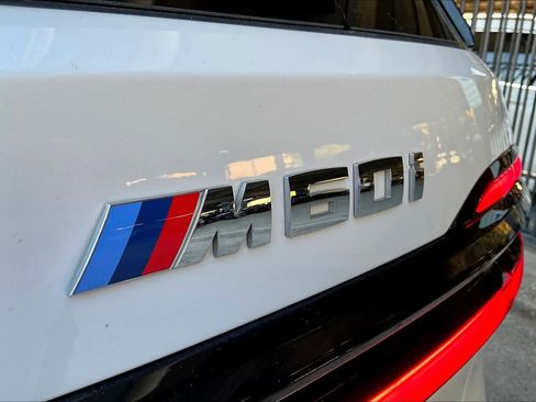 Used 2024 BMW X7 M60i w/ Executive Package image 9