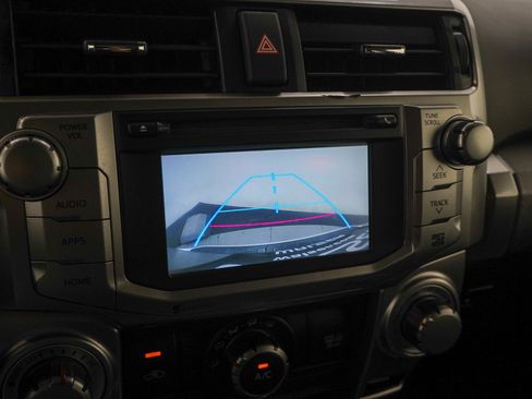 Used 2015 Toyota 4Runner SR5 AWD/4WD image 22