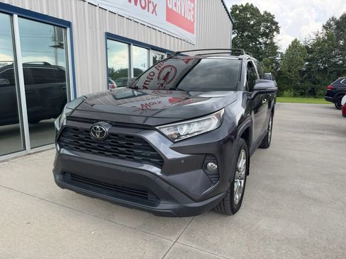 Used 2019 Toyota RAV4 XLE Premium w/ Advanced Technology Package AWD/4WD image 33