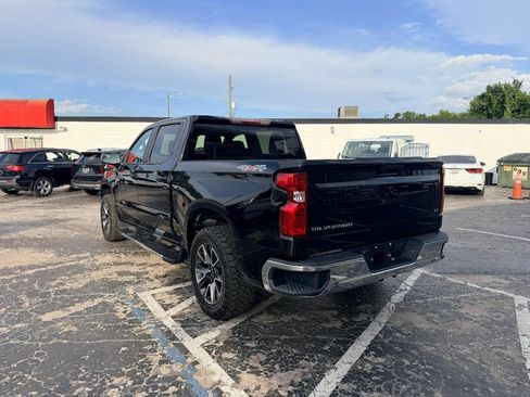 Used 2020 Chevrolet Silverado 1500 LT AWD/4WD image 5