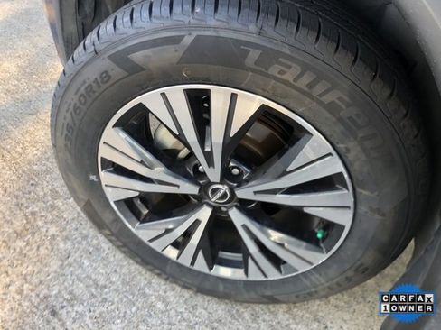 Used 2023 Nissan Rogue SV image 10