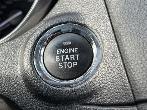 Used 2016 Subaru Outback 3.6R Limited image 12