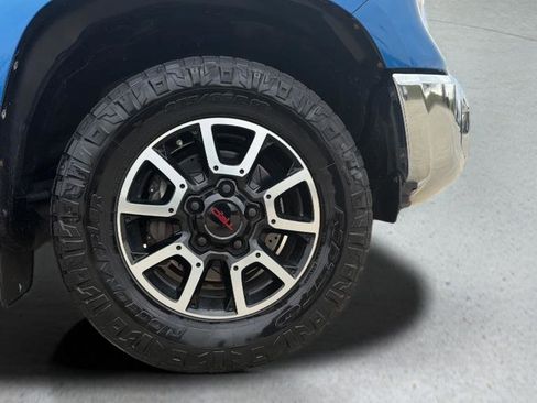 Used 2016 Toyota Tundra SR5 w/ TRD Off Road Package image 12