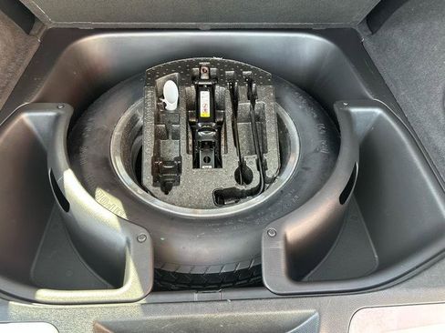 Used 2018 Jeep Grand Cherokee Limited w/ Luxury Group II AWD/4WD image 12