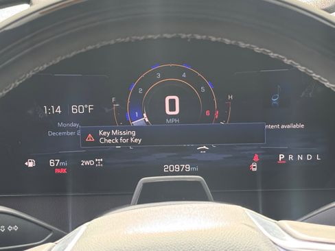 Used 2024 Chevrolet Traverse Z71 w/ Enhanced Driving Package image 20