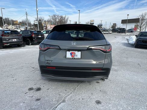 New 2026 Honda HR-V Sport image 5