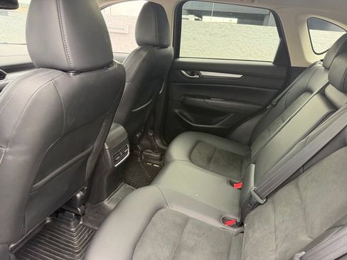 Used 2020 MAZDA CX-5 Touring FWD image 9