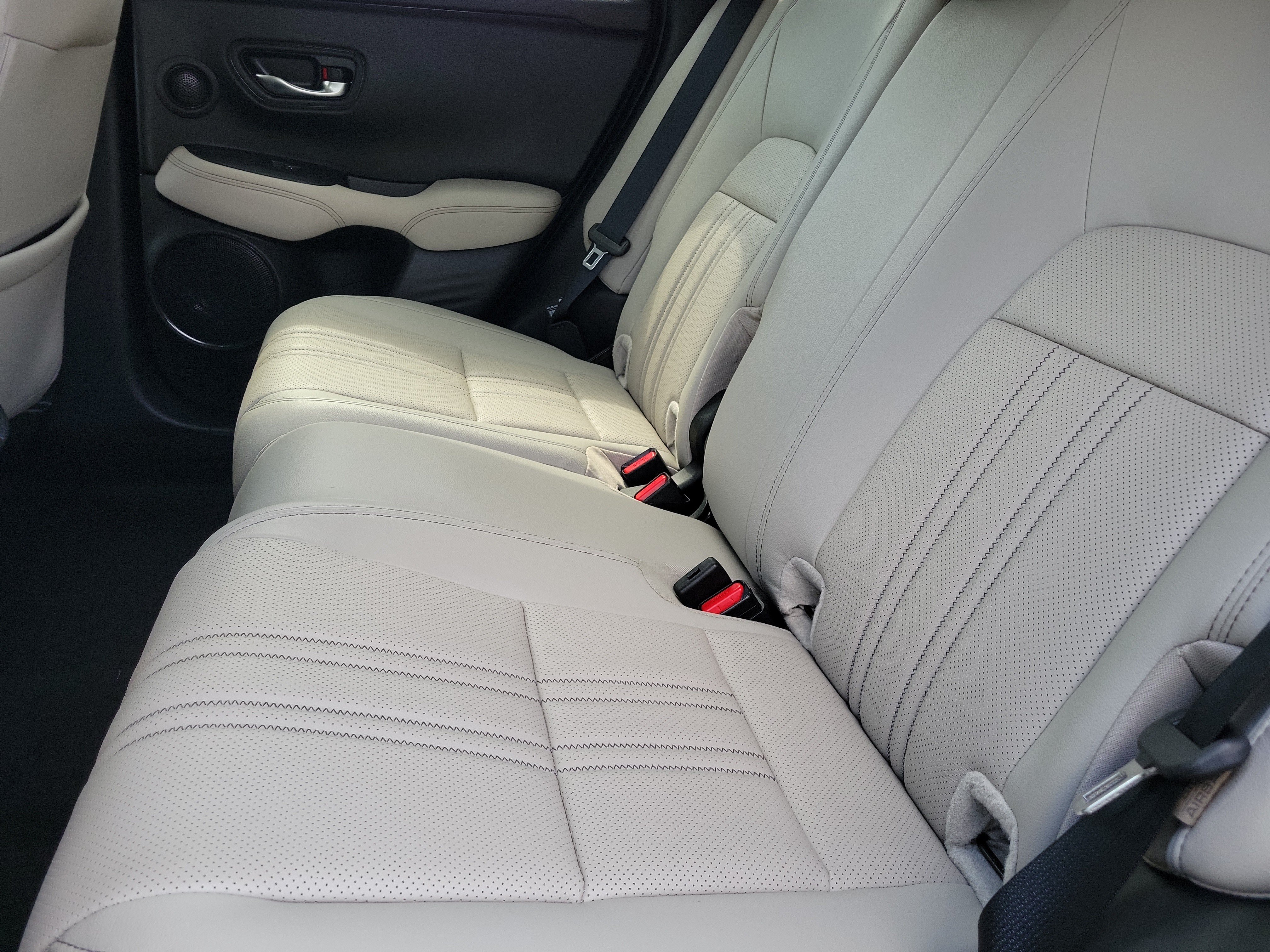Used 2026 Honda HR-V EX-L image 13