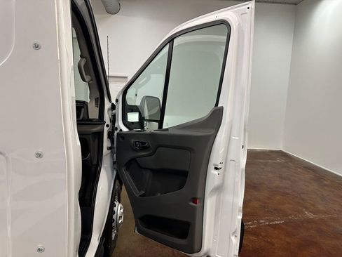 Used 2023 Ford Transit 350 DRW AWD image 78