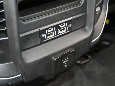 Used 2025 RAM 1500 Big Horn image 40