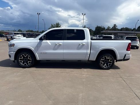 Used 2025 RAM 1500 Laramie w/ Sport Appearance Package AWD/4WD image 4