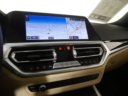Used 2022 BMW 330i Sedan w/ Premium Package 2 RWD image 22