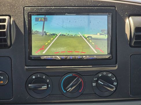 Used 2006 Ford F350 XLT image 28