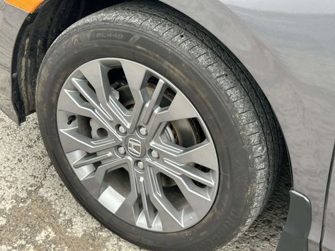 Used 2025 Honda Odyssey Touring image 9