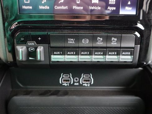 Used 2025 RAM 2500 Big Horn image 28