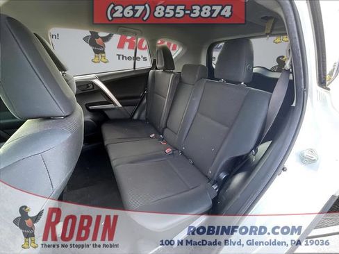Used 2018 Toyota RAV4 LE w/ All Weather Liner Package AWD/4WD image 23