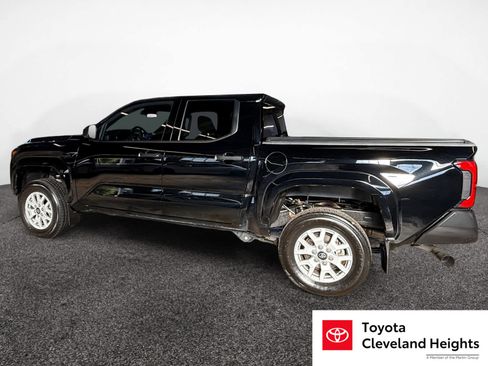 Used 2024 Toyota Tacoma SR AWD/4WD image 8