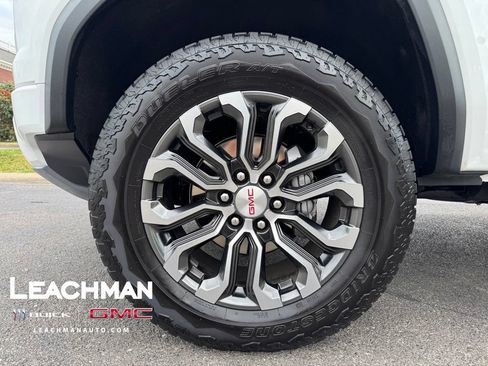 Certified 2026 GMC Canyon Denali AWD/4WD image 8