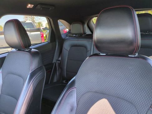 Used 2025 Ford Escape ST-Line image 8