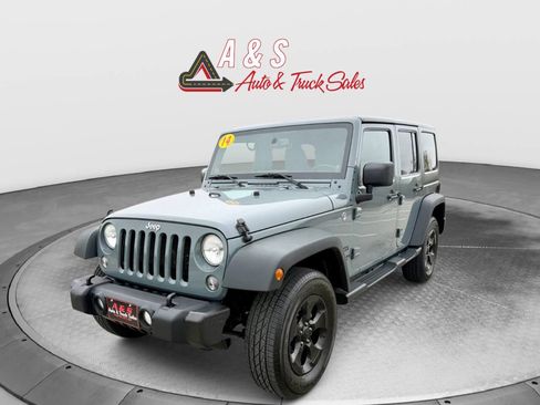Used 2014 Jeep Wrangler Unlimited Sport w/ Quick Order Package 24S AWD/4WD image 3