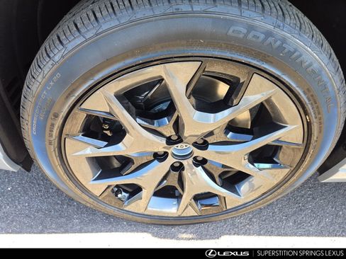 New 2026 Lexus TX 500h AWD image 10