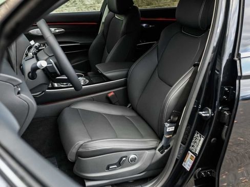 New 2026 Genesis GV70 2.5T image 13