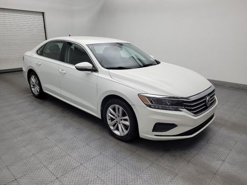 Used 2020 Volkswagen Passat 2.0T SE FWD image 11
