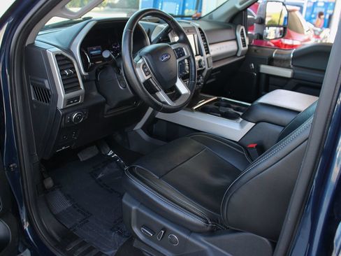 Used 2019 Ford F250 Lariat w/ Lariat Ultimate Package AWD/4WD image 14