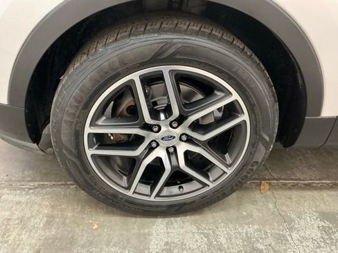 Used 2016 Ford Explorer Sport w/ Equipment Group 401A image 10