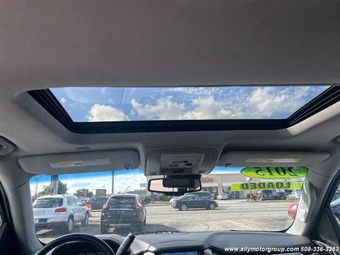 Used 2015 Chevrolet Tahoe LTZ image 19