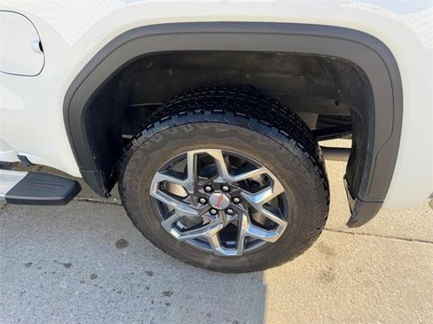 Certified 2024 GMC Sierra 1500 SLT w/ SLT Premium Plus Package image 7