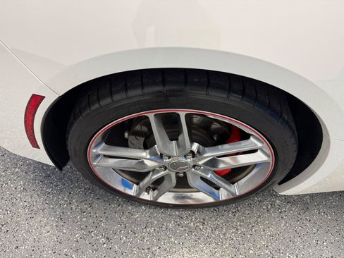 Used 2014 Chevrolet Corvette Stingray Convertible w/ 2LT Preferred Equipment Group RWD image 21