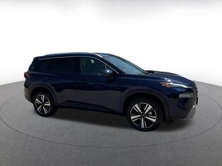 Used 2026 Nissan Rogue SL FWD video 2