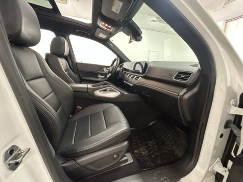 Used 2022 Mercedes-Benz GLS 450 4MATIC w/ AMG Line Exterior image 43