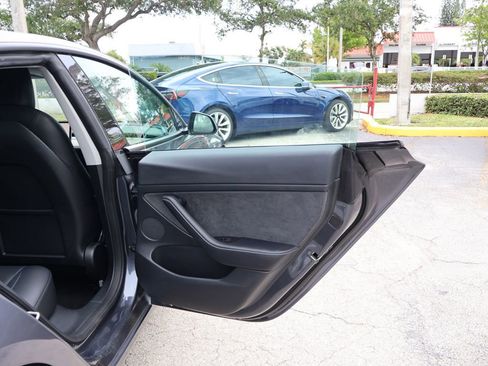 Used 2023 Tesla Model 3 Standard Range RWD image 26