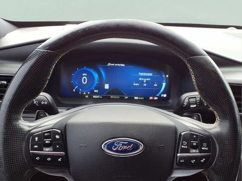 Used 2020 Ford Explorer ST w/ ST Street Pack image 10