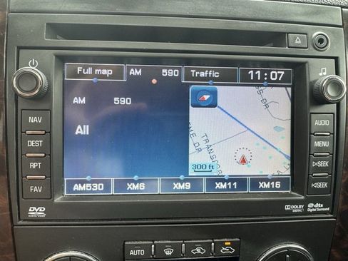 Used 2011 GMC Sierra 2500 Denali w/ Suspension Package, Off-Road image 42