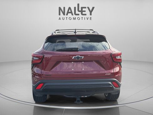 Used 2024 Chevrolet Trax RS w/ Driver Confidence Package image 5