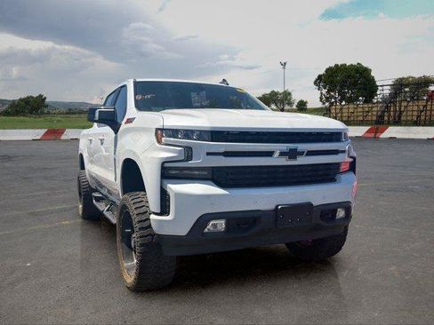 Used 2019 Chevrolet Silverado 1500 RST AWD/4WD image 2