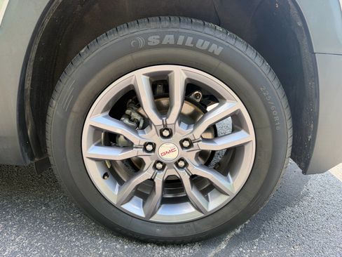 Used 2023 GMC Terrain SLT FWD image 23