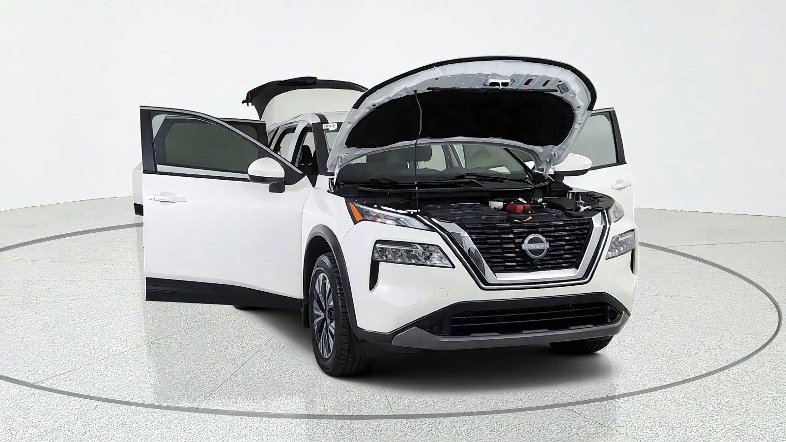 Used 2023 Nissan Rogue SV FWD image 9