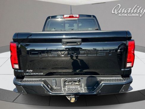 Used 2024 Chevrolet Colorado Z71 w/ Z71 Convenience Package 2 image 5
