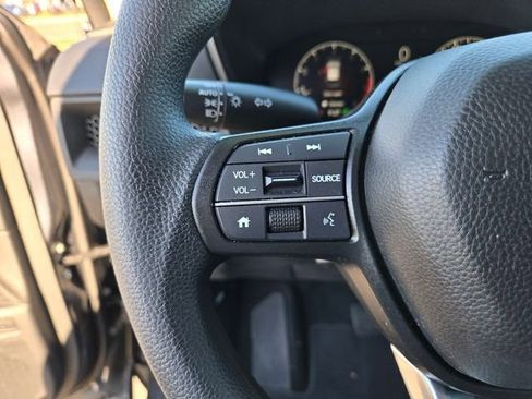 Used 2025 Honda CR-V LX image 22
