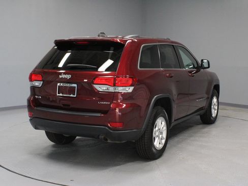 Used 2020 Jeep Grand Cherokee Laredo AWD/4WD image 10