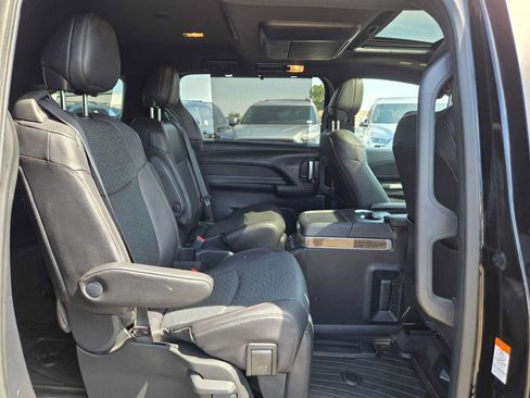 Certified 2025 Toyota Sienna Platinum AWD/4WD image 12