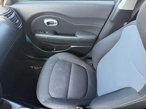 Used 2019 Kia Soul + FWD image 28
