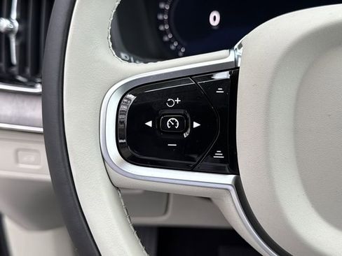 New 2026 Volvo XC90 B6 Ultra w/ Protection Package image 12