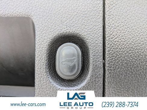 Used 2020 GMC Yukon SLT AWD/4WD image 12