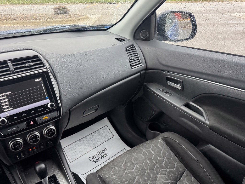 Used 2020 Mitsubishi Outlander Sport ES AWD/4WD image 16